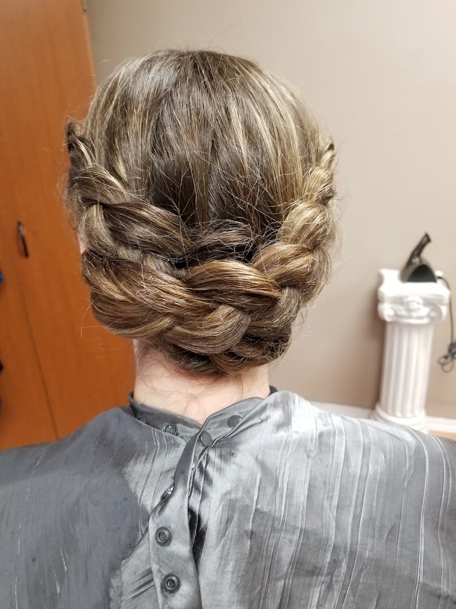 MC Styles Salon, photo 3