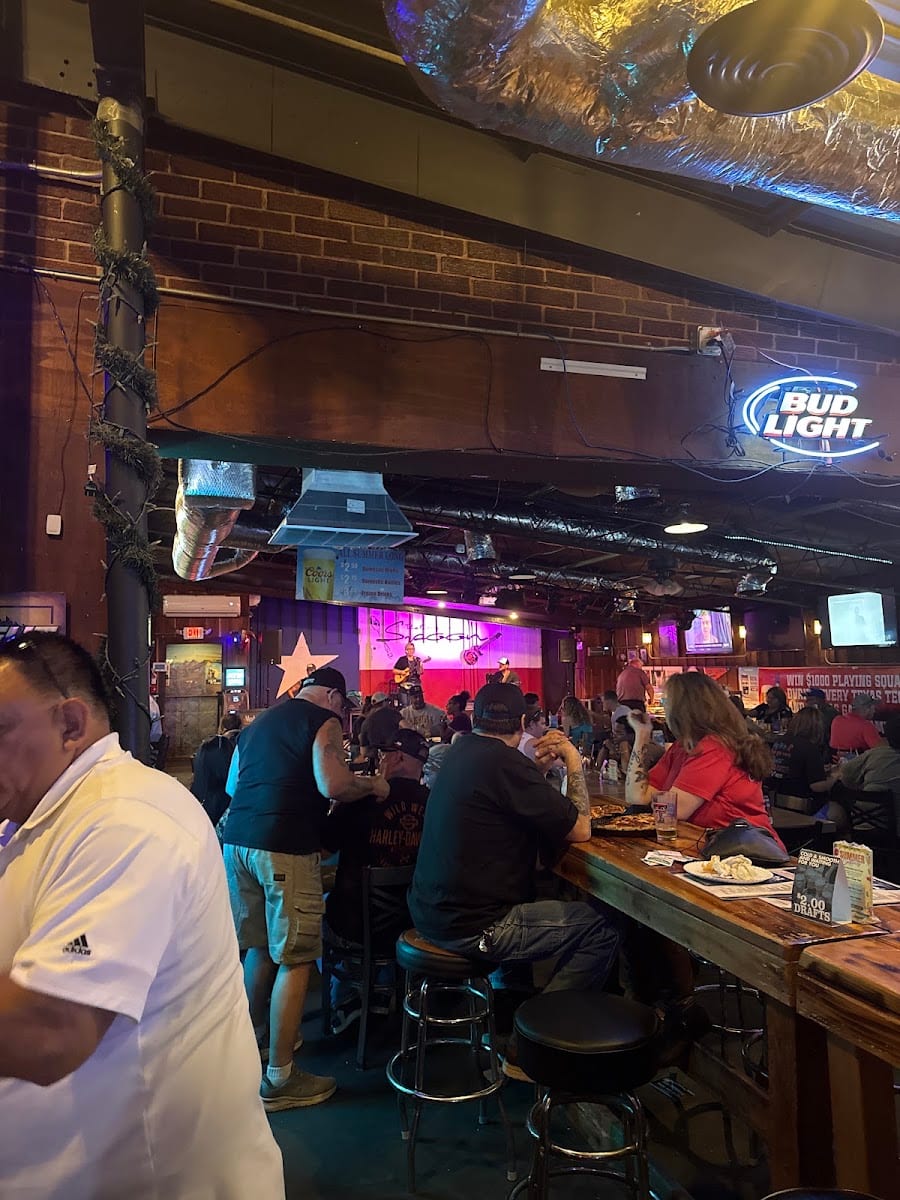 Raider Bar & Grill, photo 2