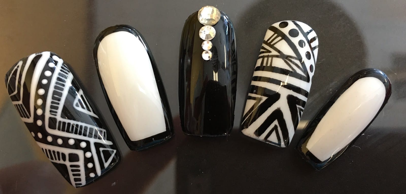 US NAILS