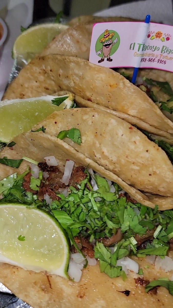 El Tlacoyo Bigoton (Food Truck), photo 2