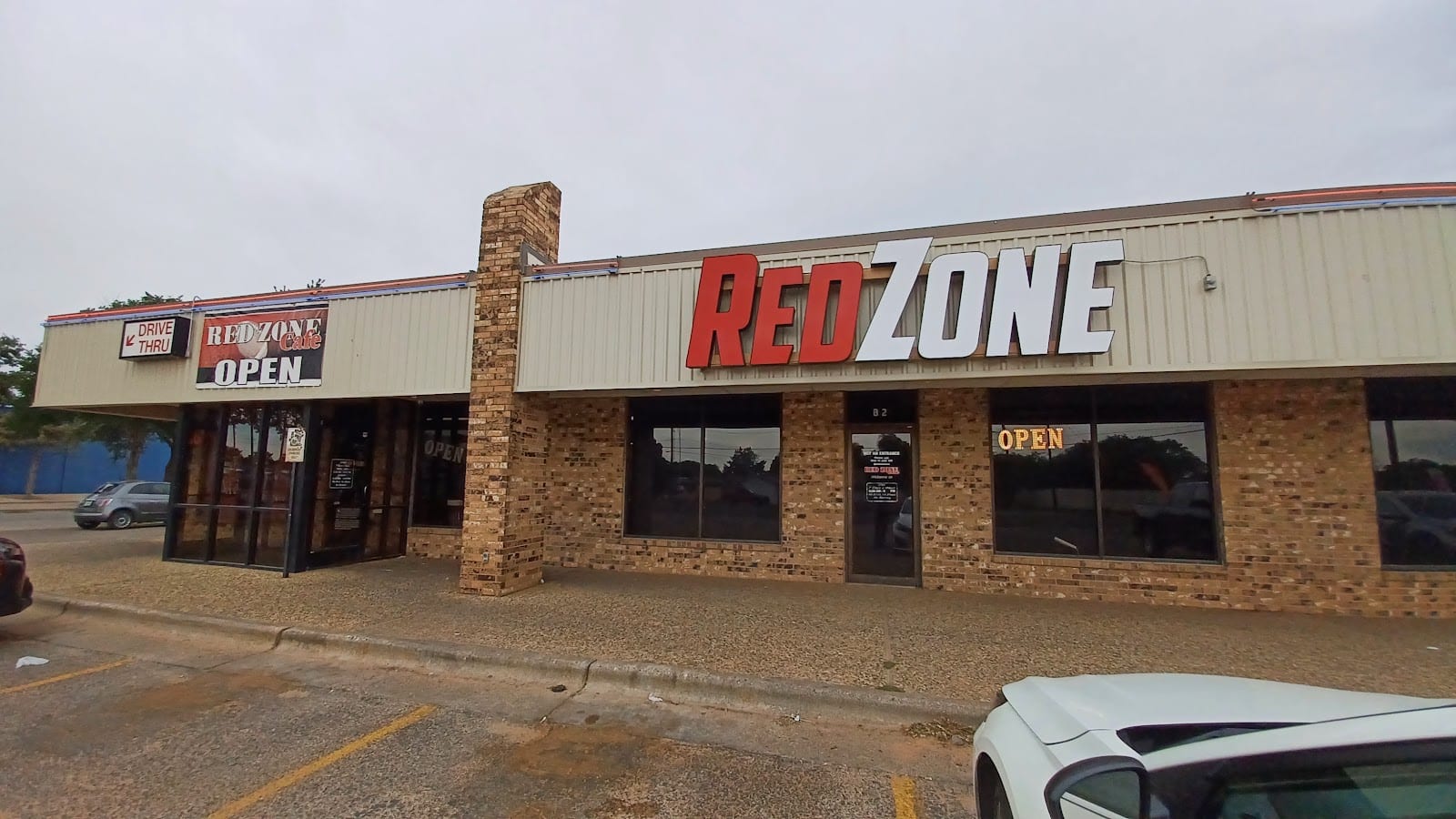 Red Zone Cafe, photo 2