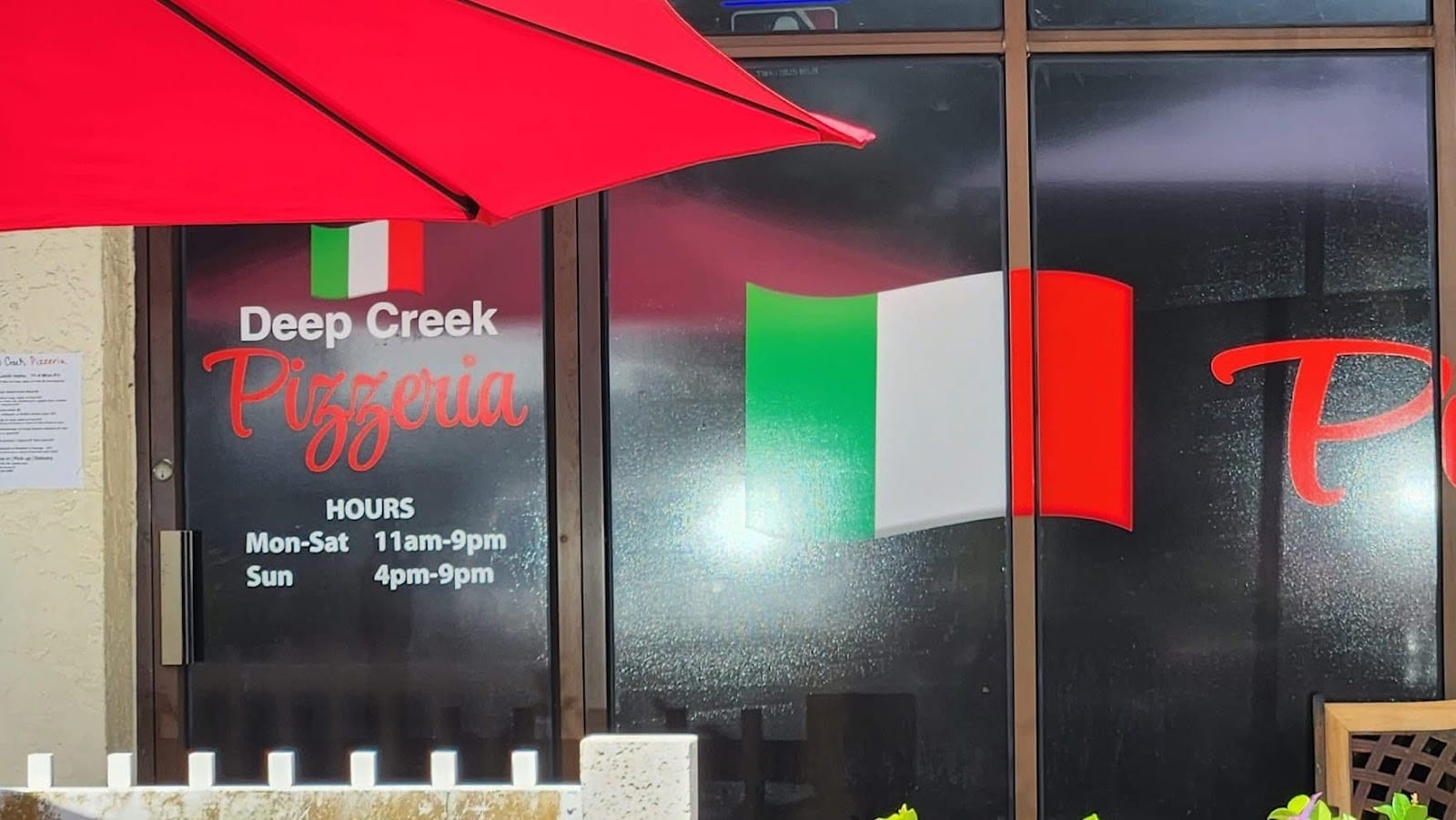 Deep Creek Pizzeria, photo 2