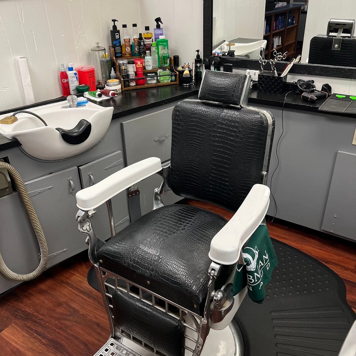 BlackSnake Barber, LLC