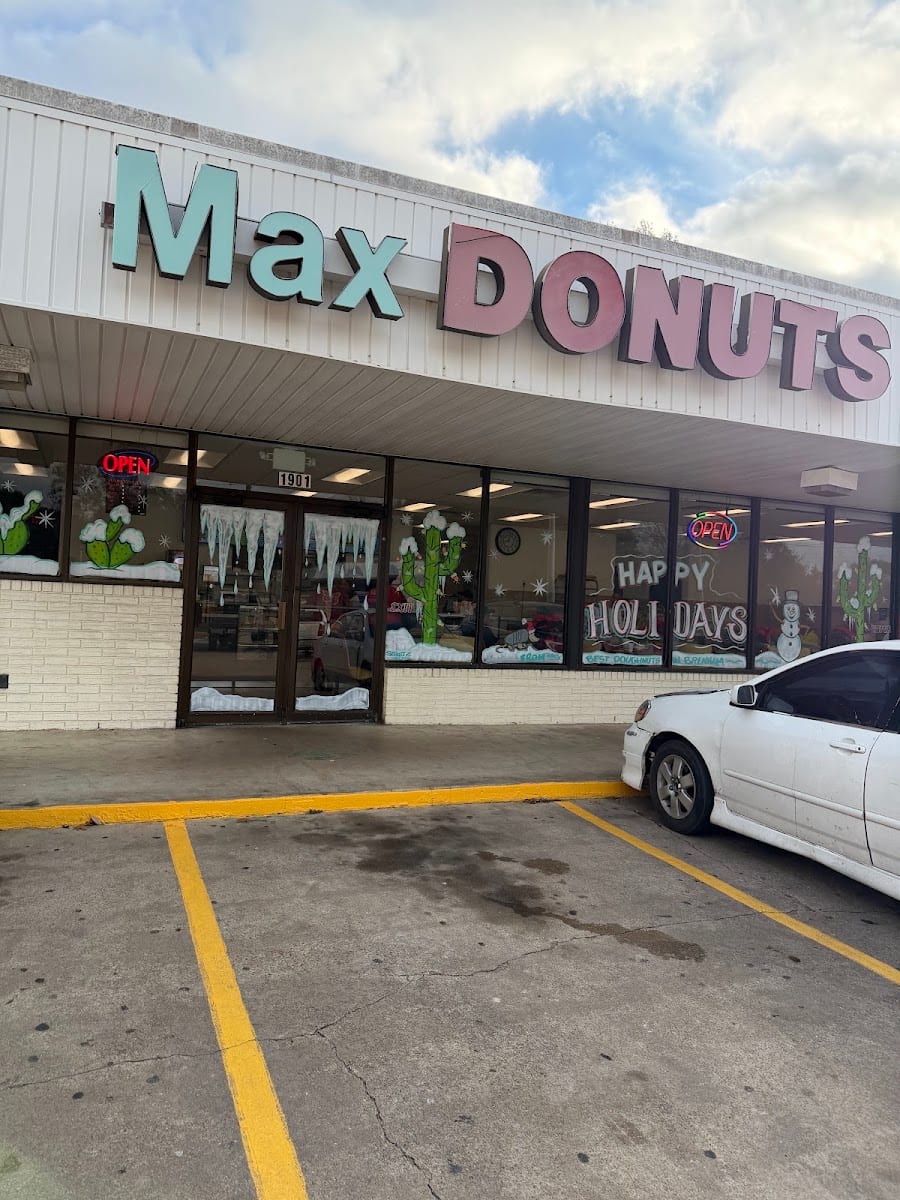 Max Donuts