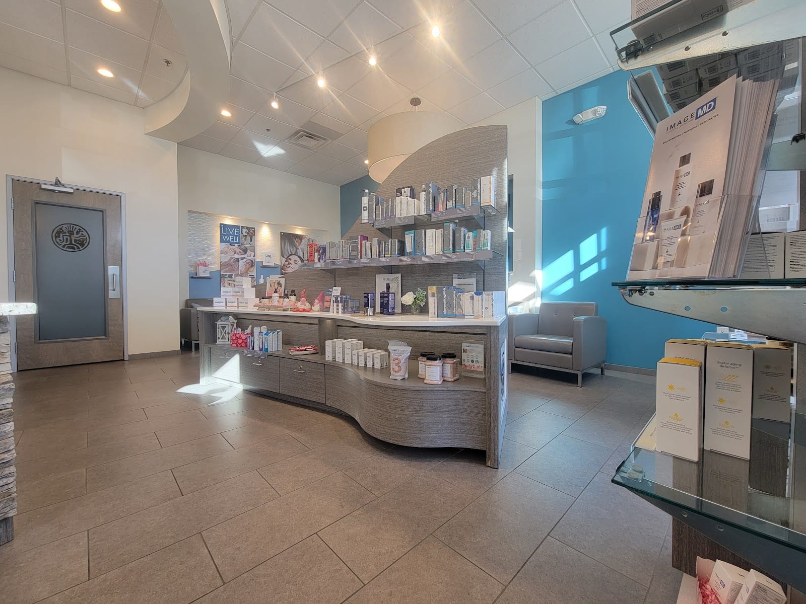 Hand & Stone Massage and Facial Spa, photo 2