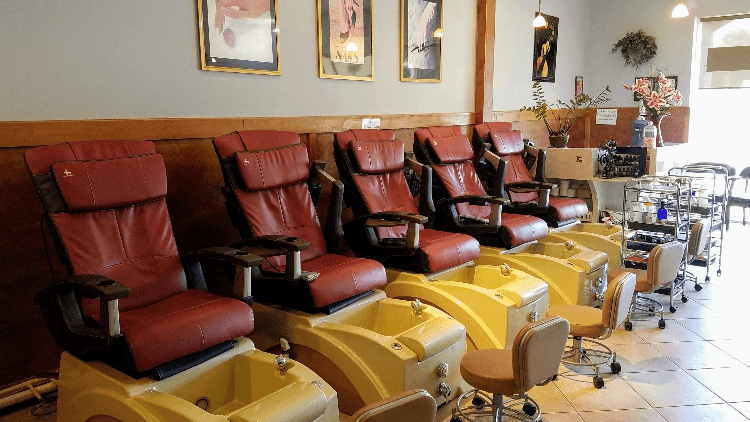 In Style Nails/Nails & Spa