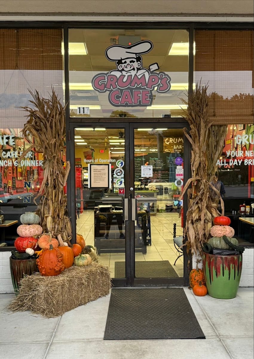 Grump's Cafe, photo 2