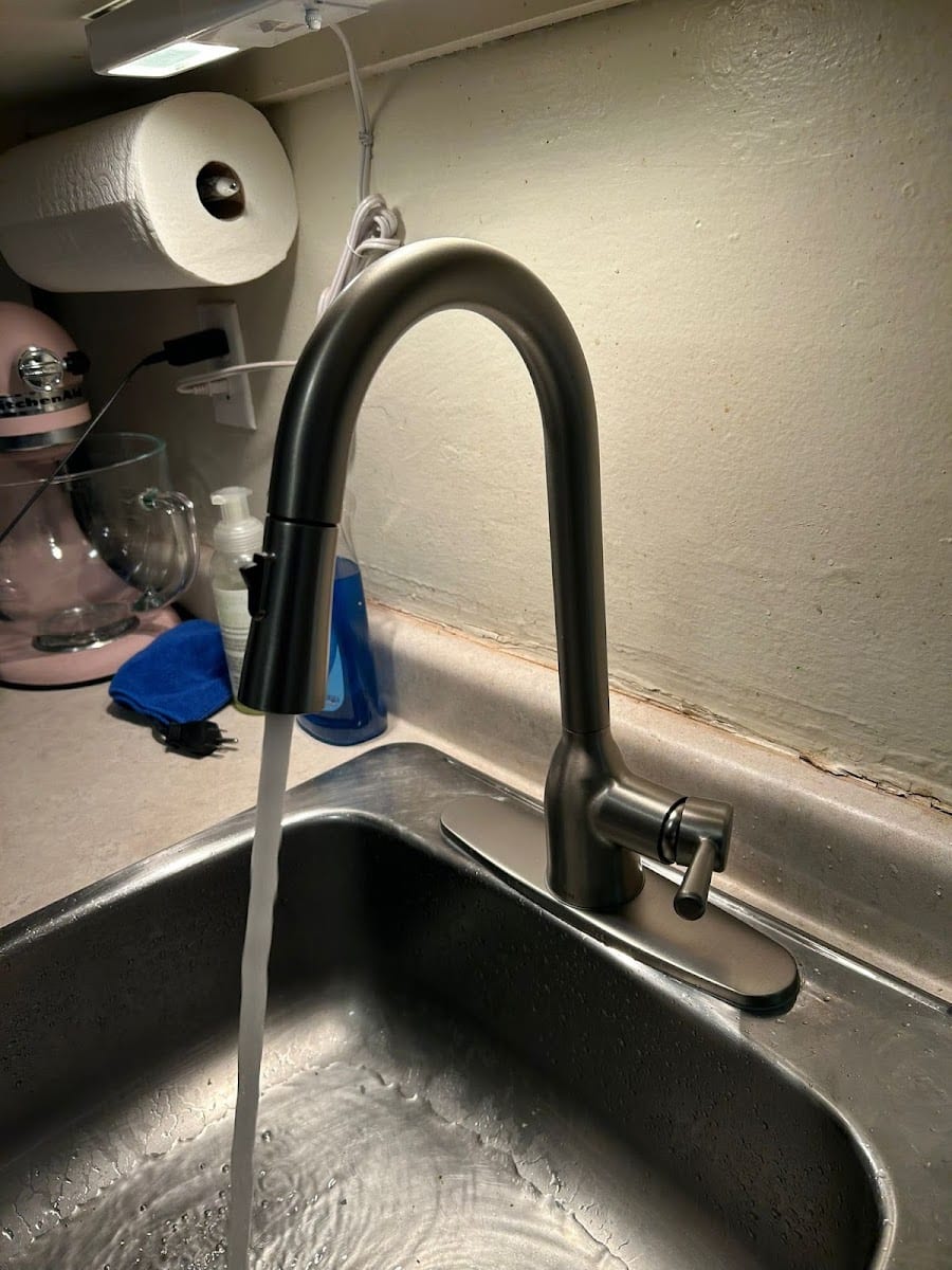 Pioneer Plumbers, photo 4