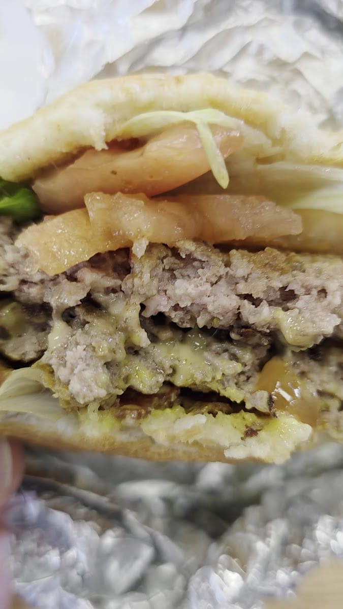 Five Guys, photo 3