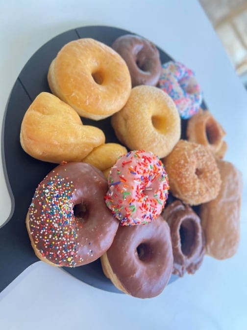 Dey's Doughnuts & Croissants, photo 2