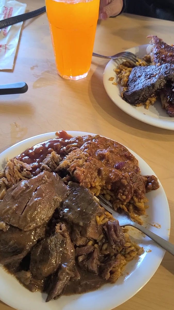 Golden Corral Buffet & Grill, photo 3