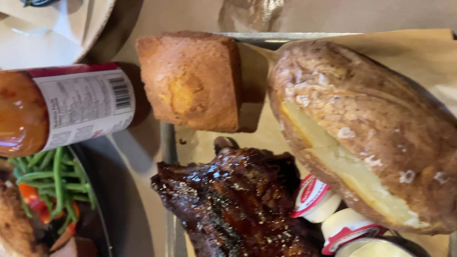 Montana’s BBQ & Bar, photo 3