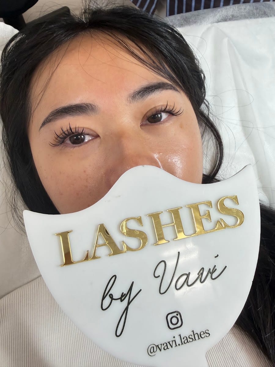 Vavi Lashes