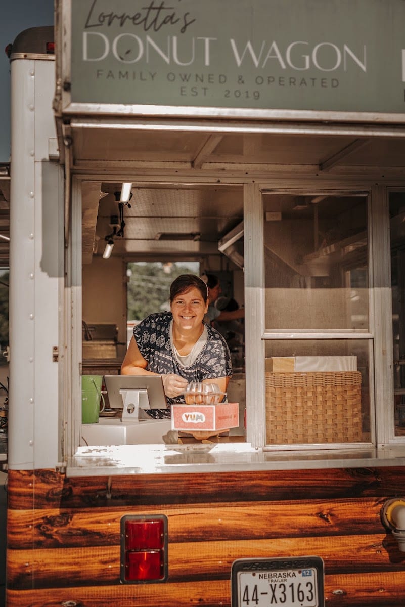Lorretta's Donut Wagon