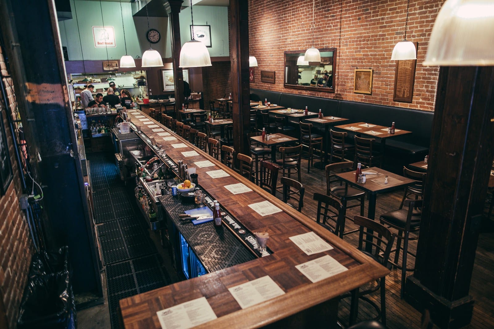 Louie's Bar, photo 2