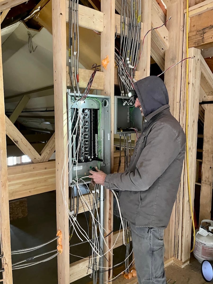 Divide Electrical Services, photo 2
