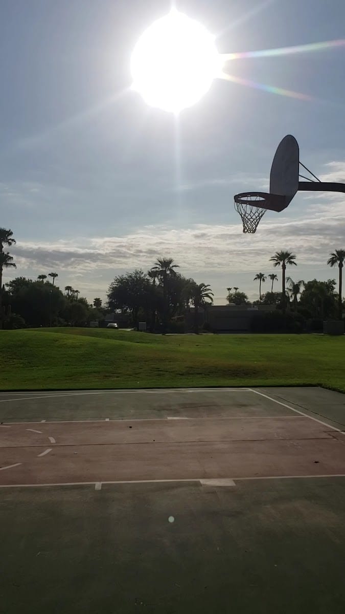 Zuni Park Basketball Court, photo 2