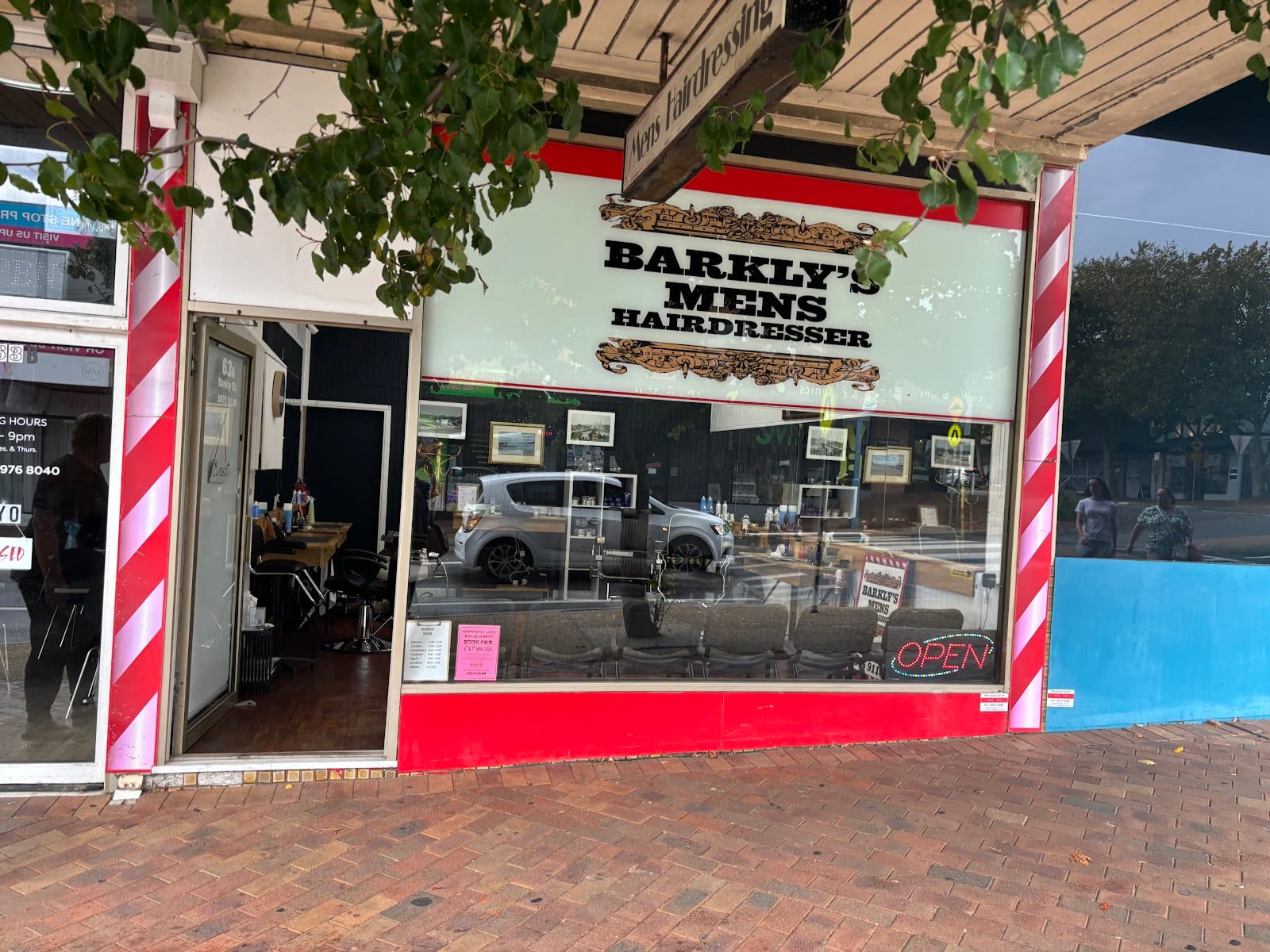 Barkly's Mens Hairdresser, photo 2