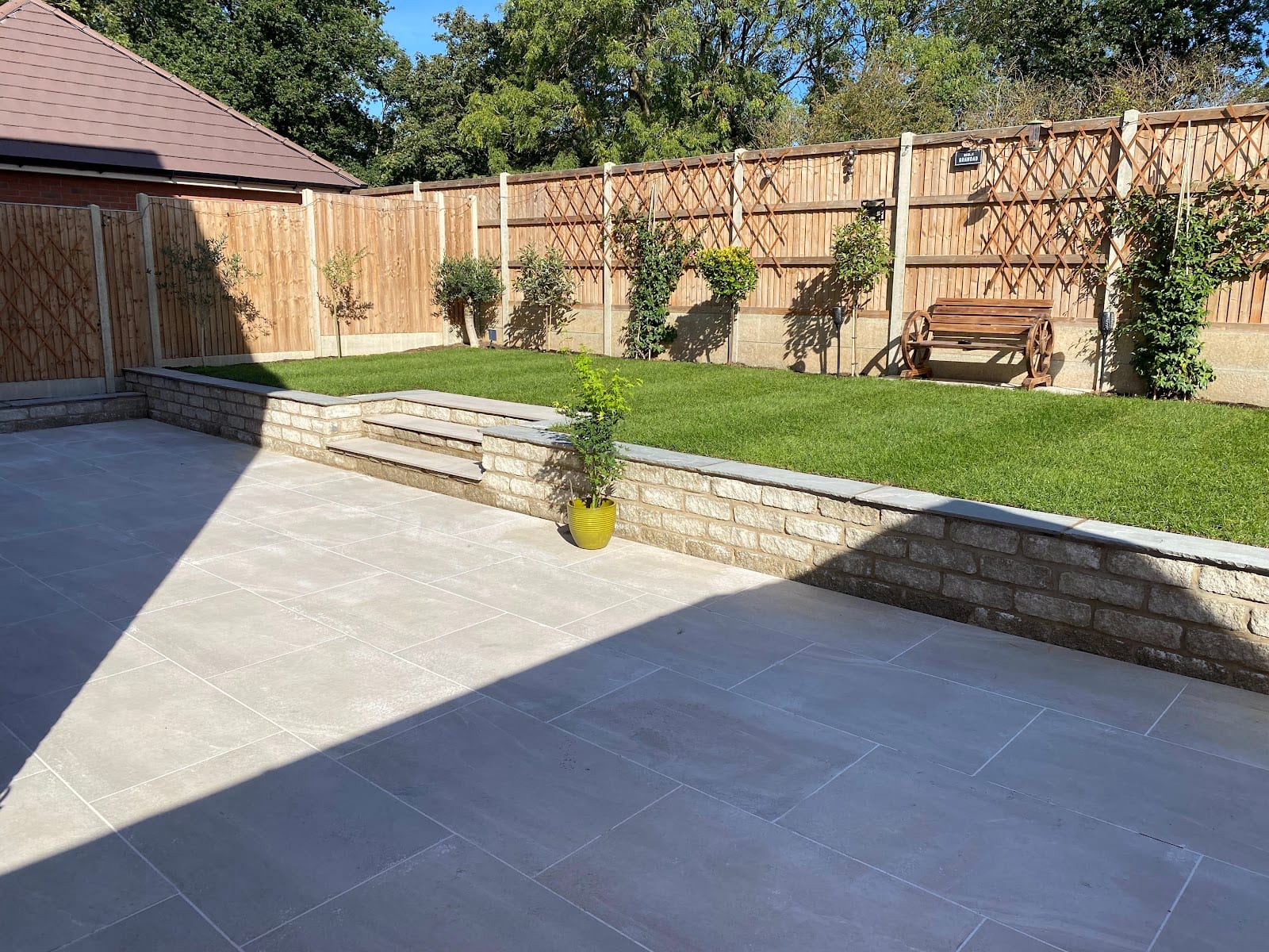 Wolfe & Linge Bespoke Landscapes