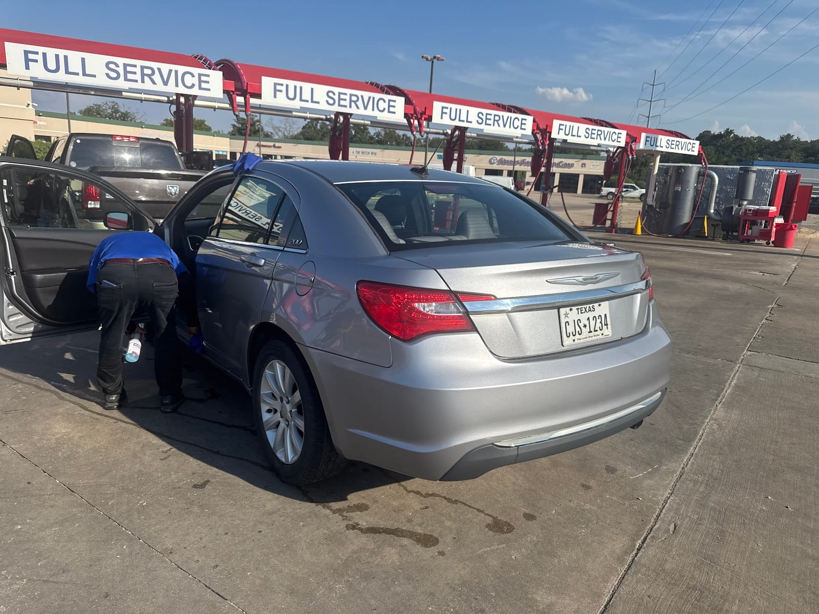 WASHGUYS Car Wash, photo 3
