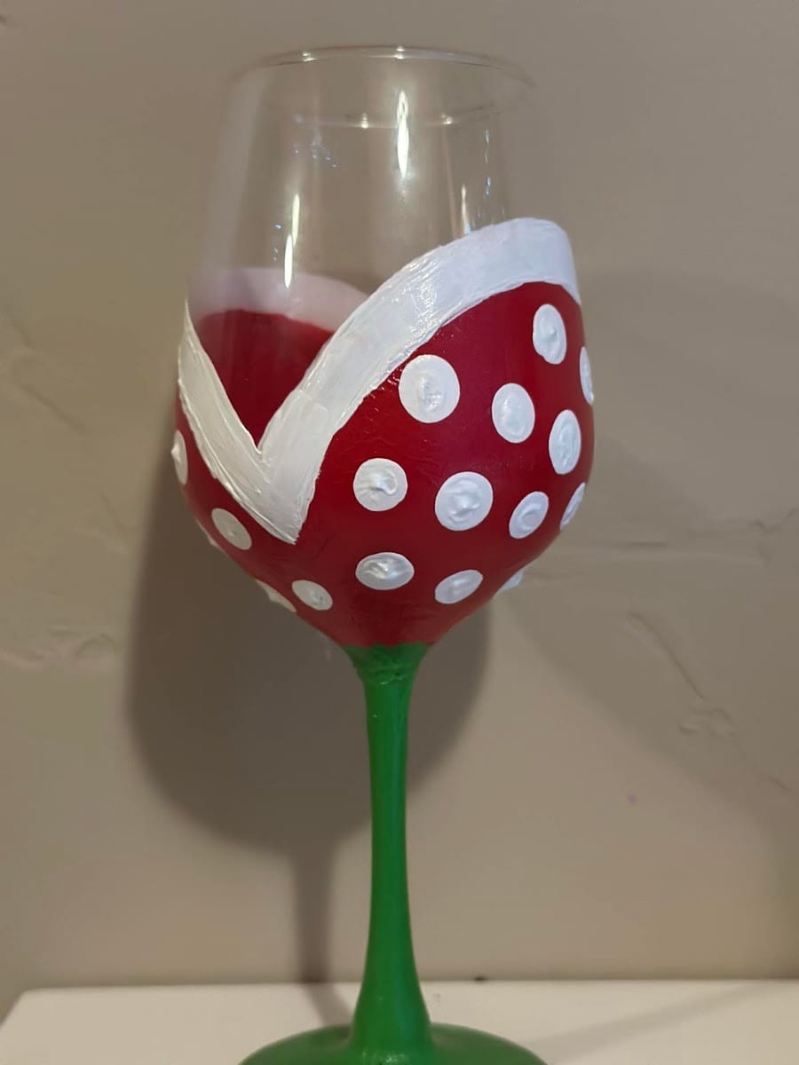 Red and White Painting, photo 2
