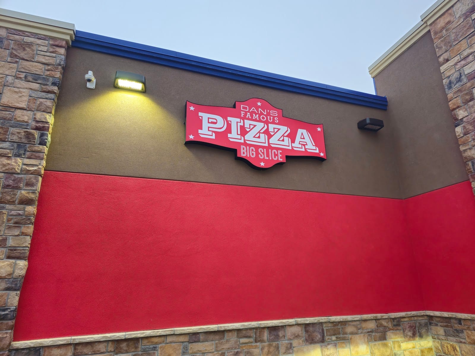 Dan's Famous Pizza Big Slice