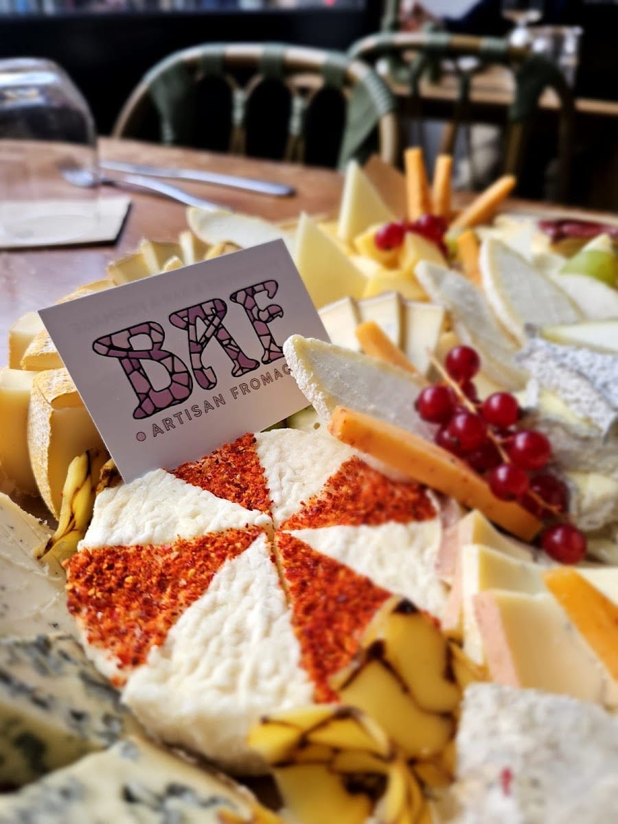 Bar à Fromage / Fromagerie "Cheese & Wine"