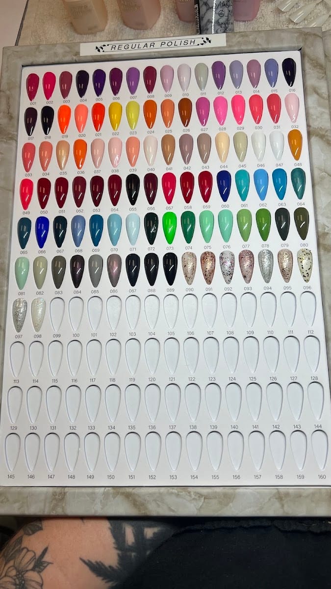 Hideaway Naturals Non-toxic Nail Spa, photo 3