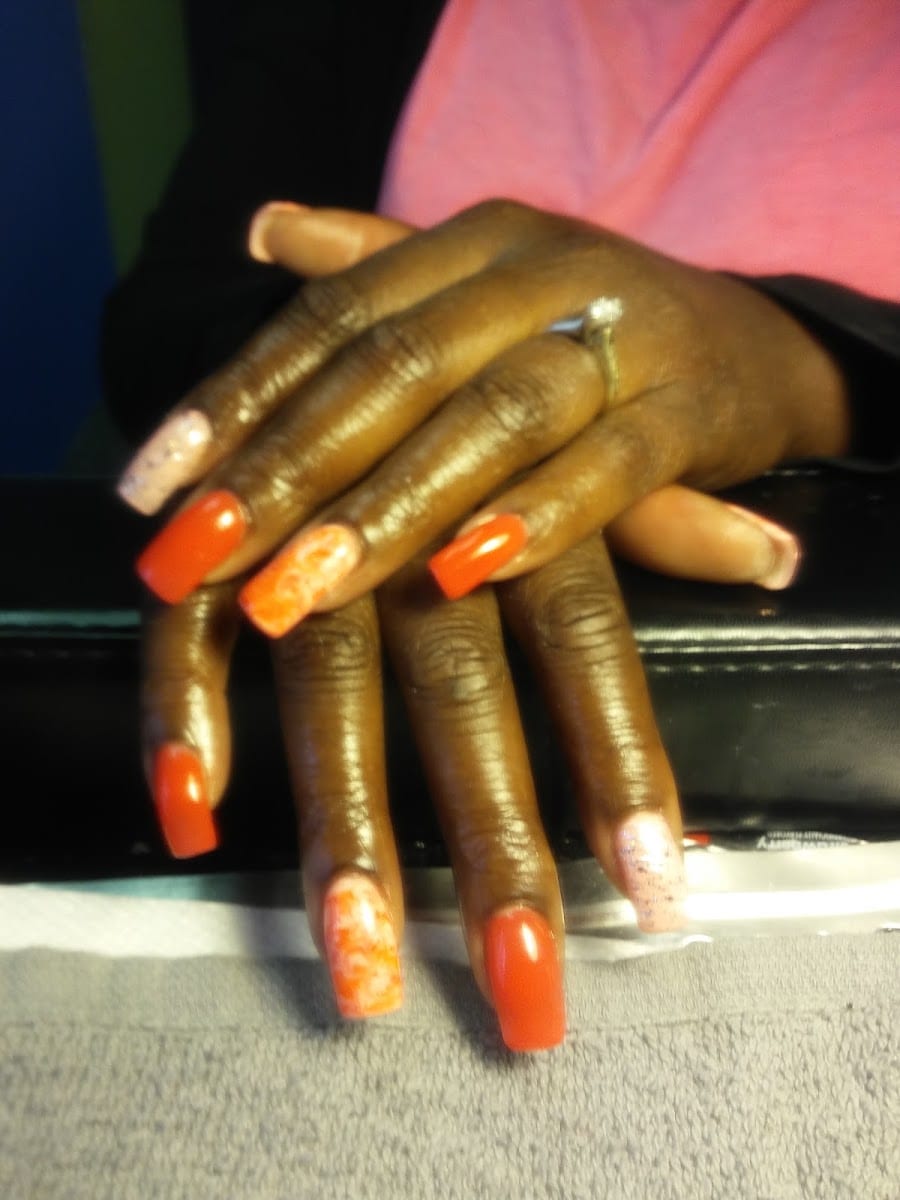 Hands Down Appointment Preferred, photo 2