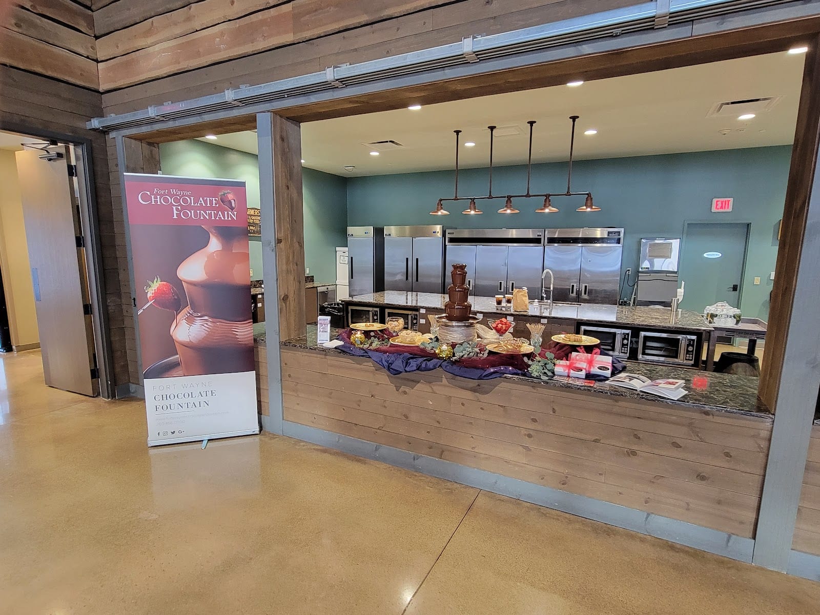 Fort Wayne Chocolate Fountain, photo 2