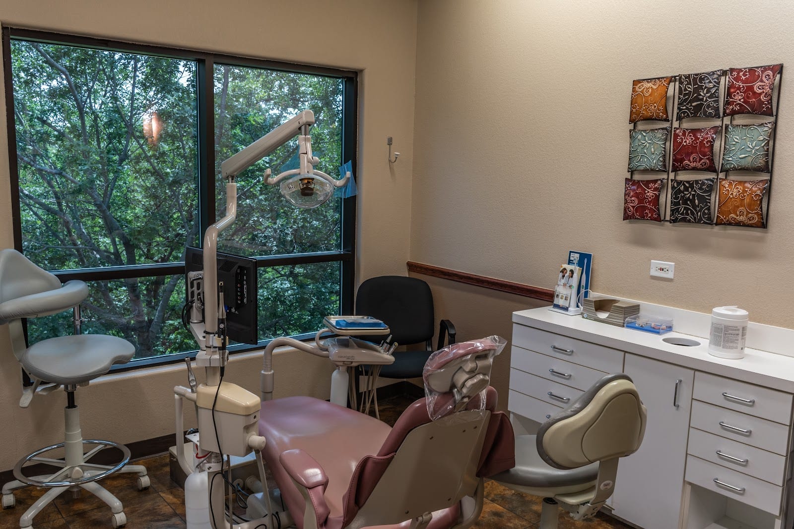 Thomas Adjan, DDS, photo 2
