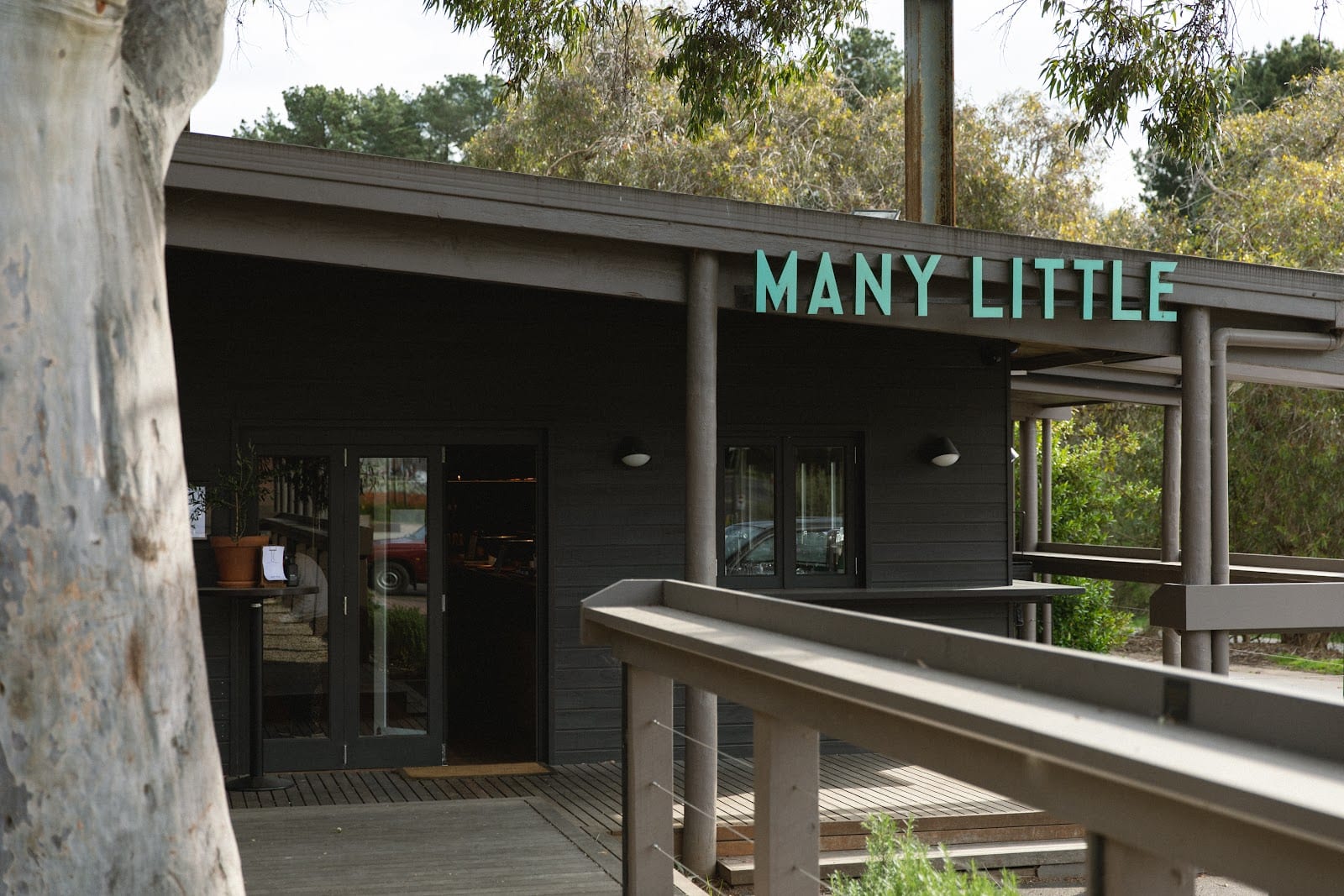 Many Little Bar & Dining, photo 2