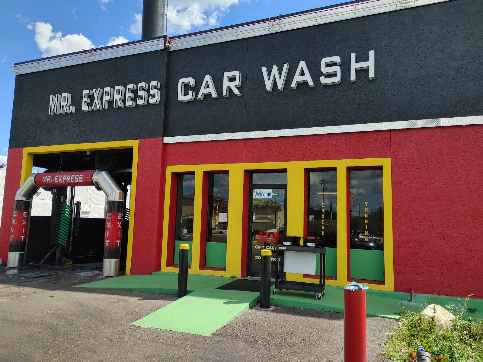 Mr. Express Car Wash, photo 2