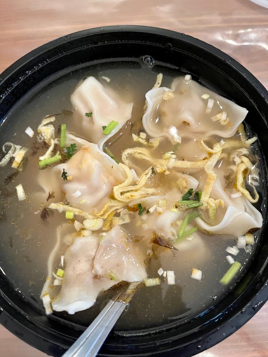 吮壹口传世生煎/乾隆馄饨 Zheng‘s juicy fried bun/ Emperor‘s Wonton, photo 3