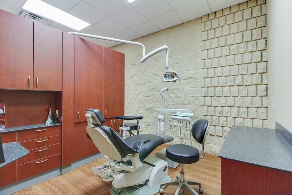 Waterside Dental - Port Charlotte (Promenades), photo 2