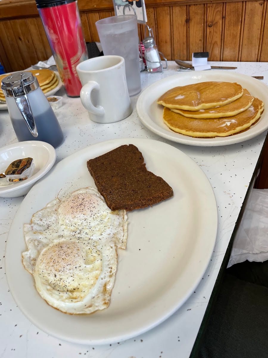 Aunt Judy's Family Restaurant