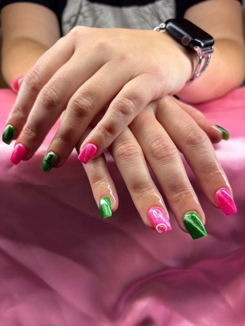 Tella Nail’s, photo 3