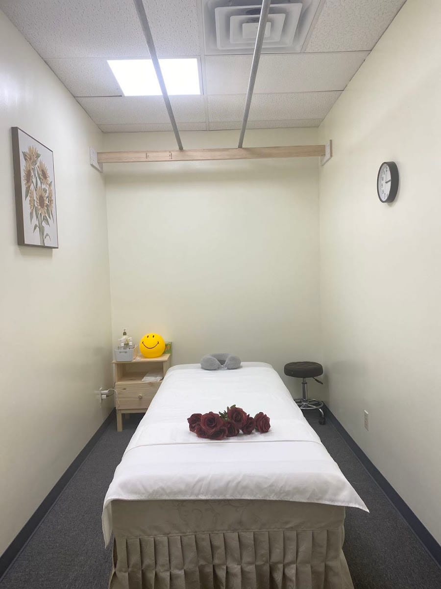Tropical Massage
