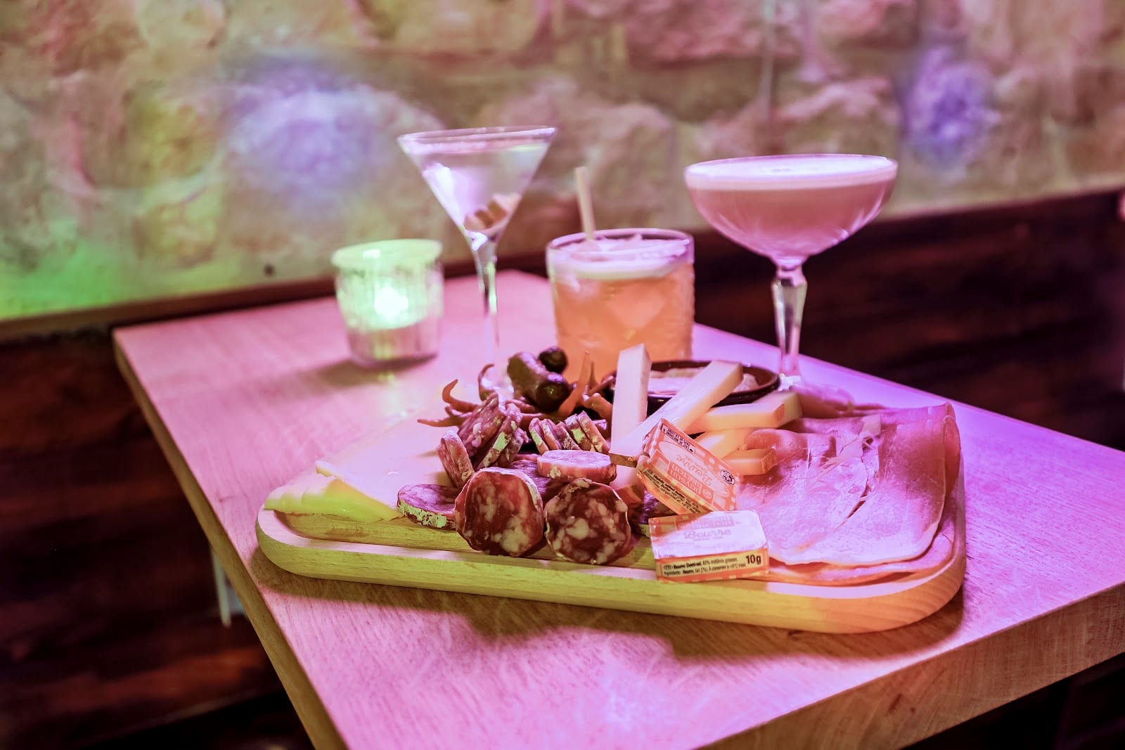 La Bonne Décision - Bar à cocktails - Bières & Tapas