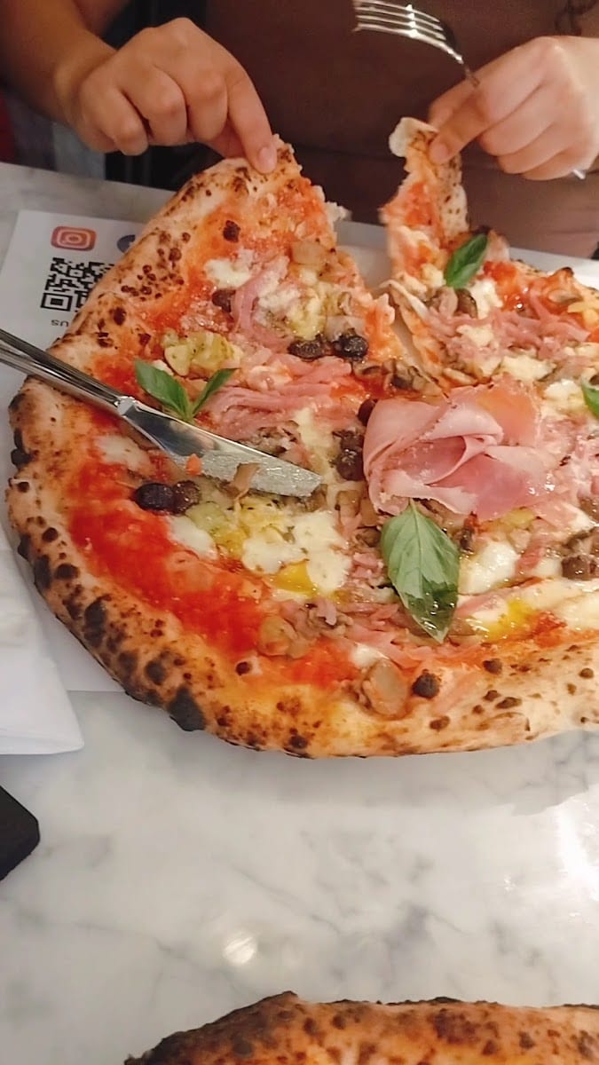 L'Antica Pizzeria Da Michele, photo 2