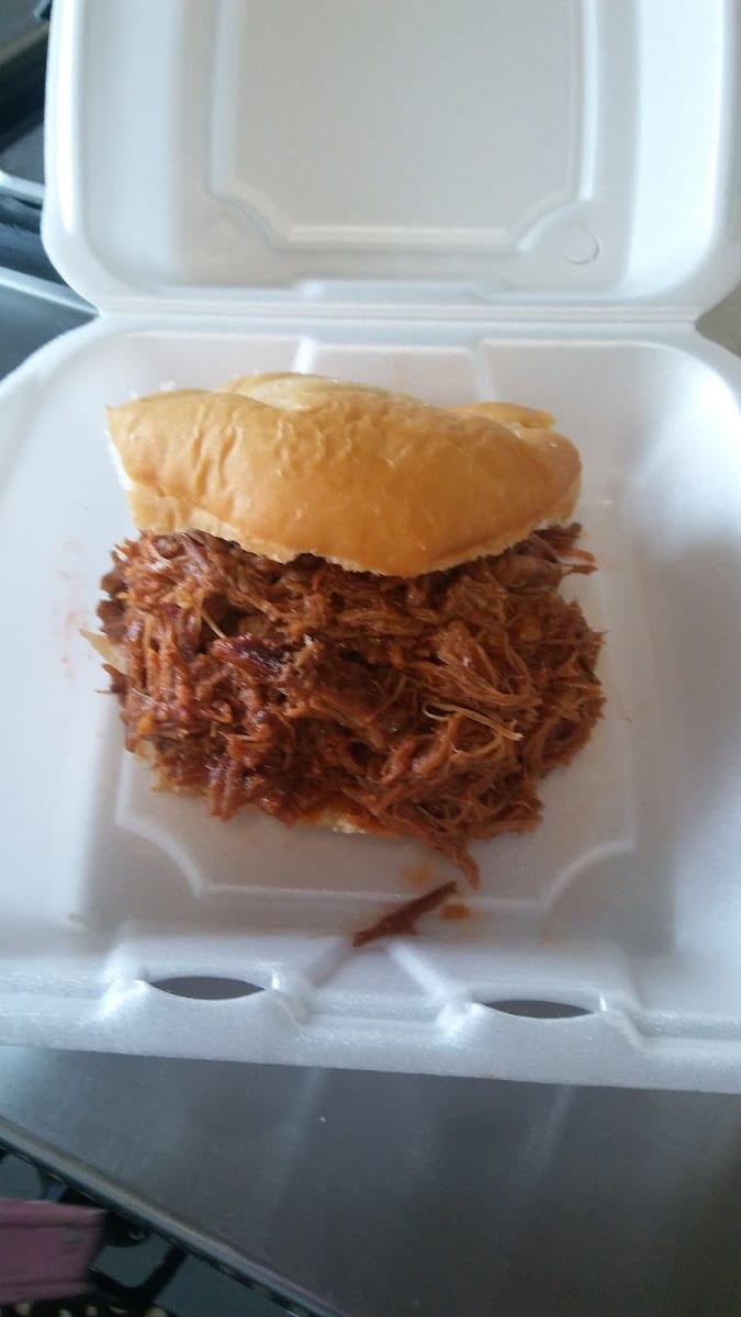 Smokin' Houze BBQ
