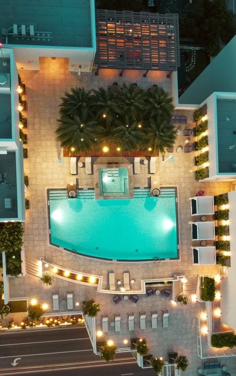Benge Redding Luxury Specialists at William Raveis Real Estate, Sarasota, Siesta Key and Lakewood Ranch, photo 3