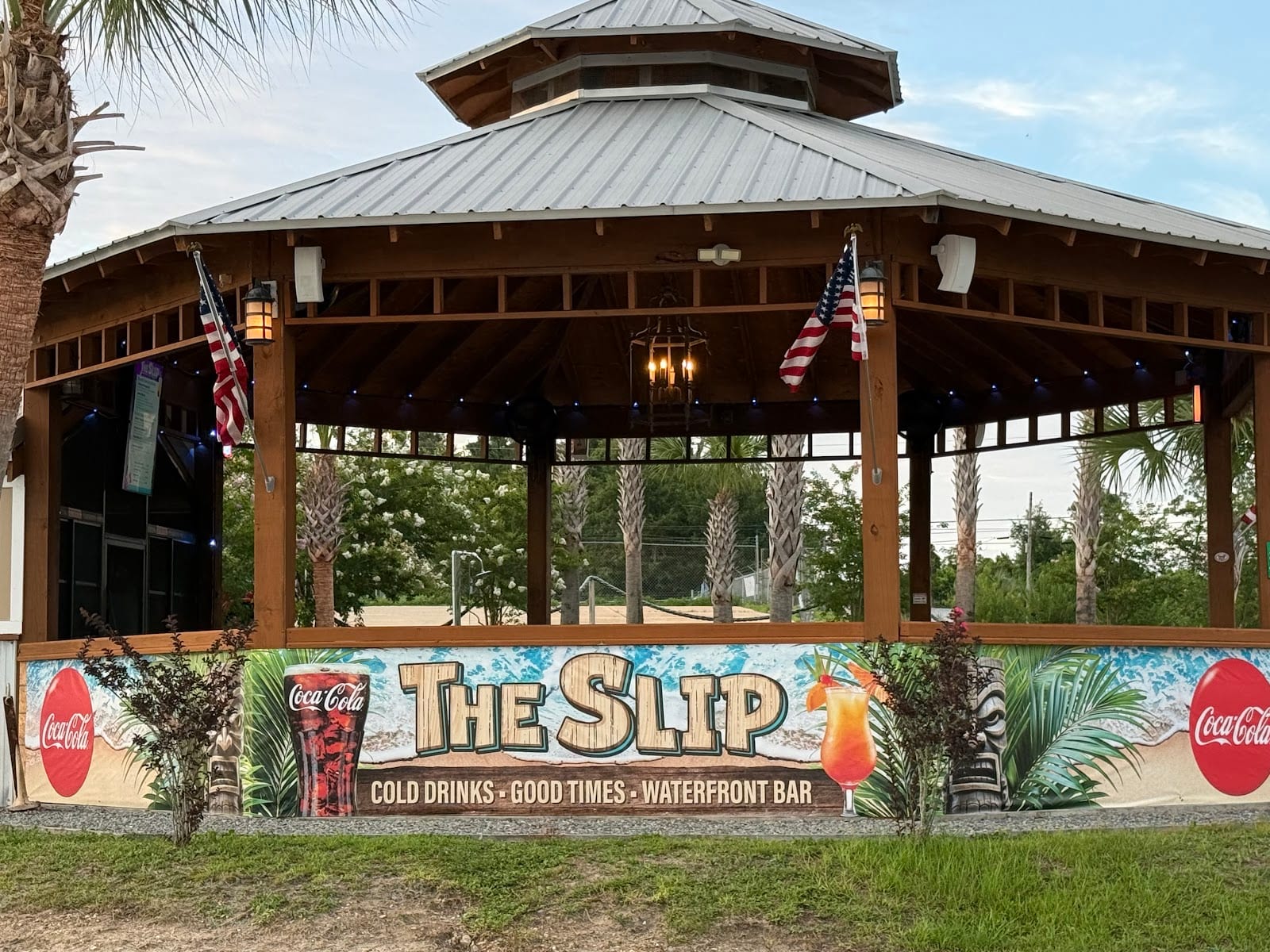 The Slip, photo 2