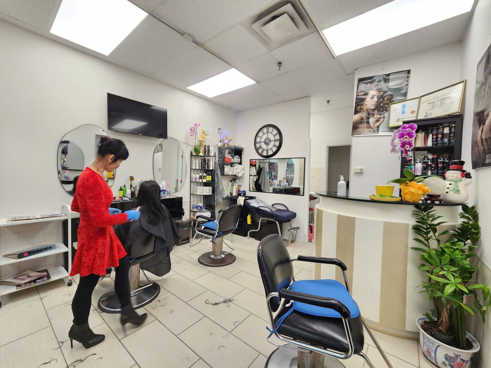 Superstar Beauty Salon