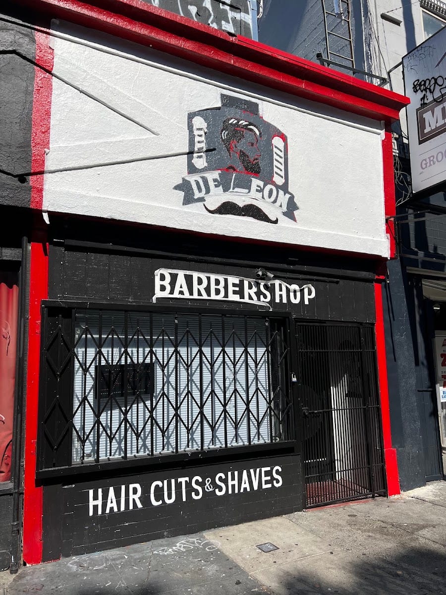 De Leon Barbershop, photo 2