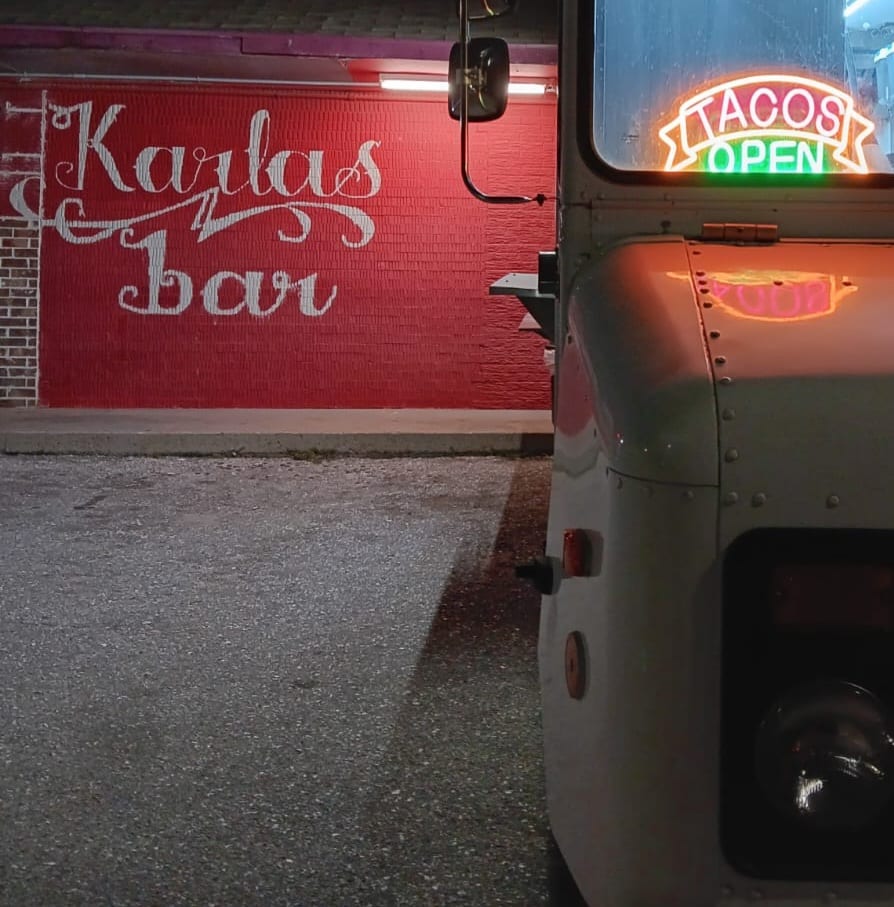 Karla's bar, photo 2