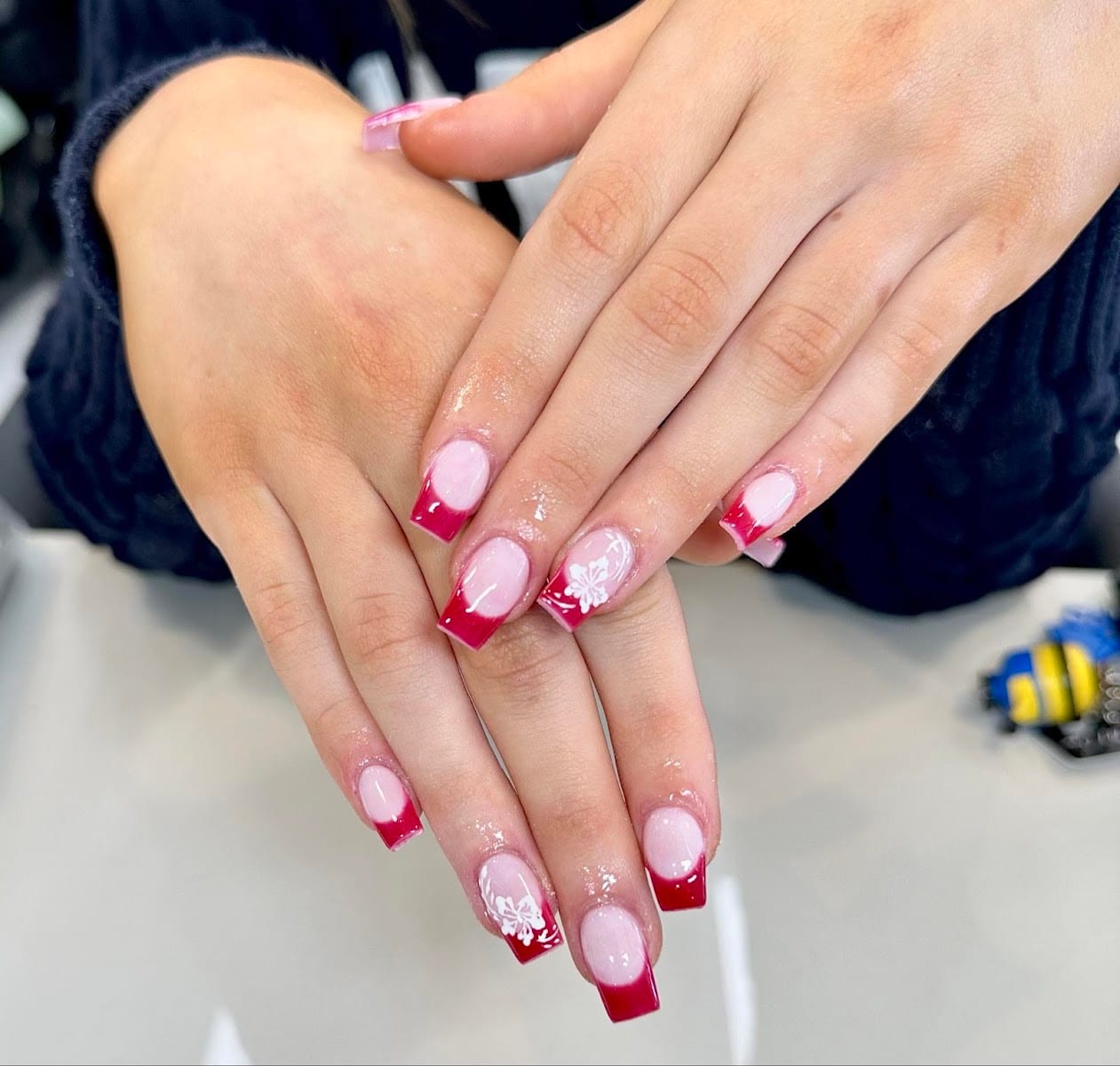 B&B Nails Spa & Beauty