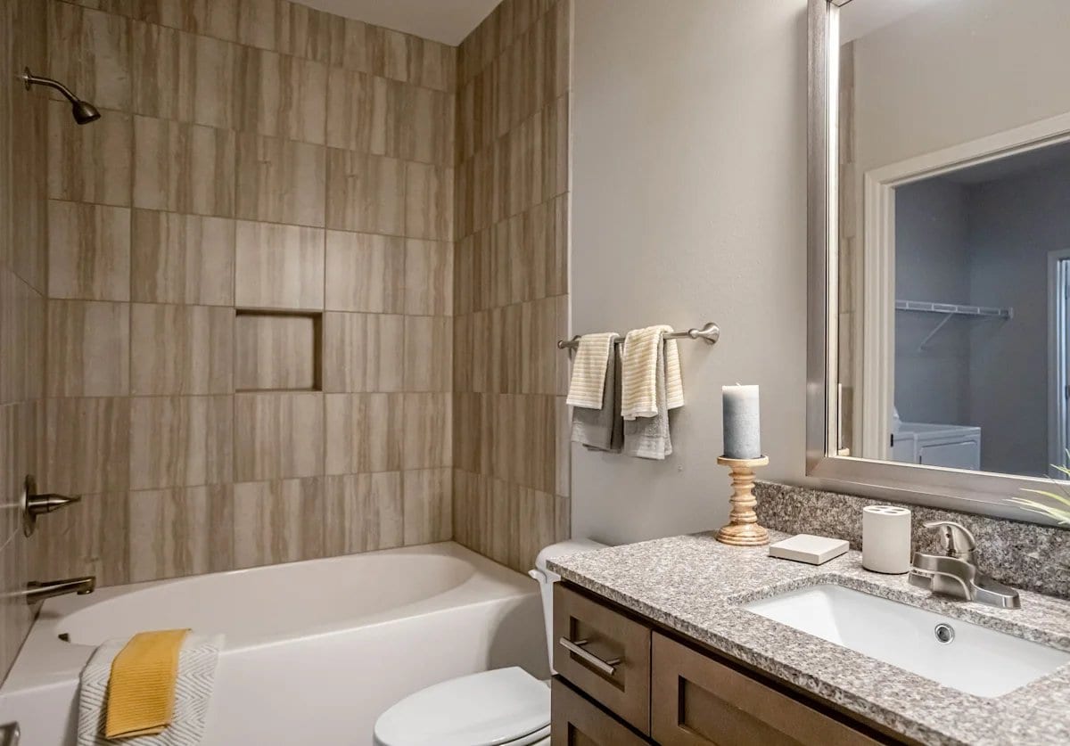 McKenzie Park Apartments, photo 4