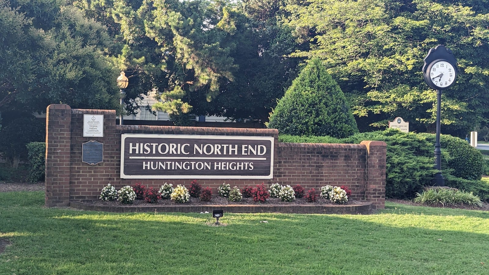 Huntington Heights Square