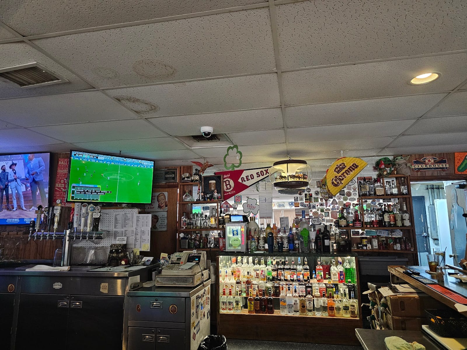Thirsty's Neighborhood Grill, photo 2